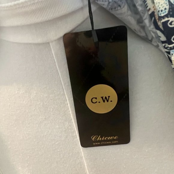 Chicwe Size 1X Open Front V Neck Blouse Blue Floral Stretchy Asymetrical Hem NWT - Picture 9 of 10